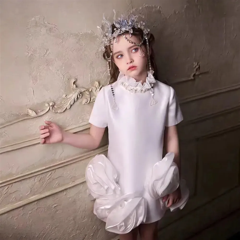 

Elegant White High Neck Flower Girl Wedding Dress Appliques Flowers Satin A-Line Princess Birthday Party First Communion Gown