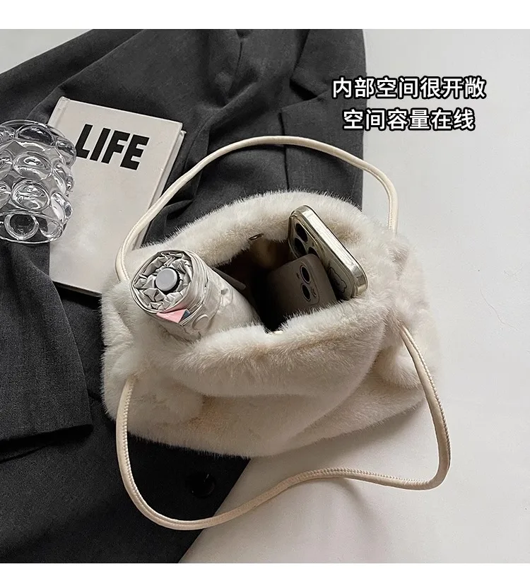 حقائب كتف نسائية موضة مخططة حقيبة كتف قطيفة للخريف والشتاء حقيبة يد جديدة ذات سعة كبيرة بمقبض علوي #6