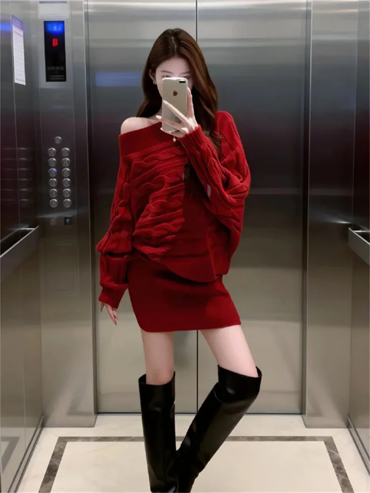 

Модный комплект из двух предметов с открытыми плечами: женская юбка с завышенной талией для коррекции фигуры, весенняя новинка, повседневный стиль, вязаный трикотаж.