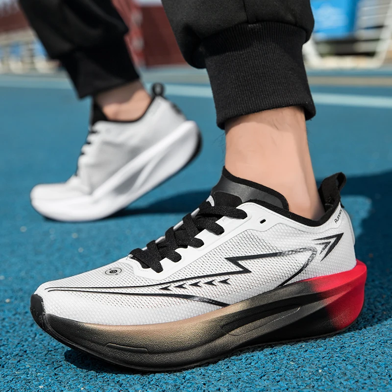 Scarpe da ginnastica casual da uomo con piastra in carbonio, scarpe sportive da corsa, scarpe da ginnastica bianche da allenamento per atletica traspirante per donna 36-44