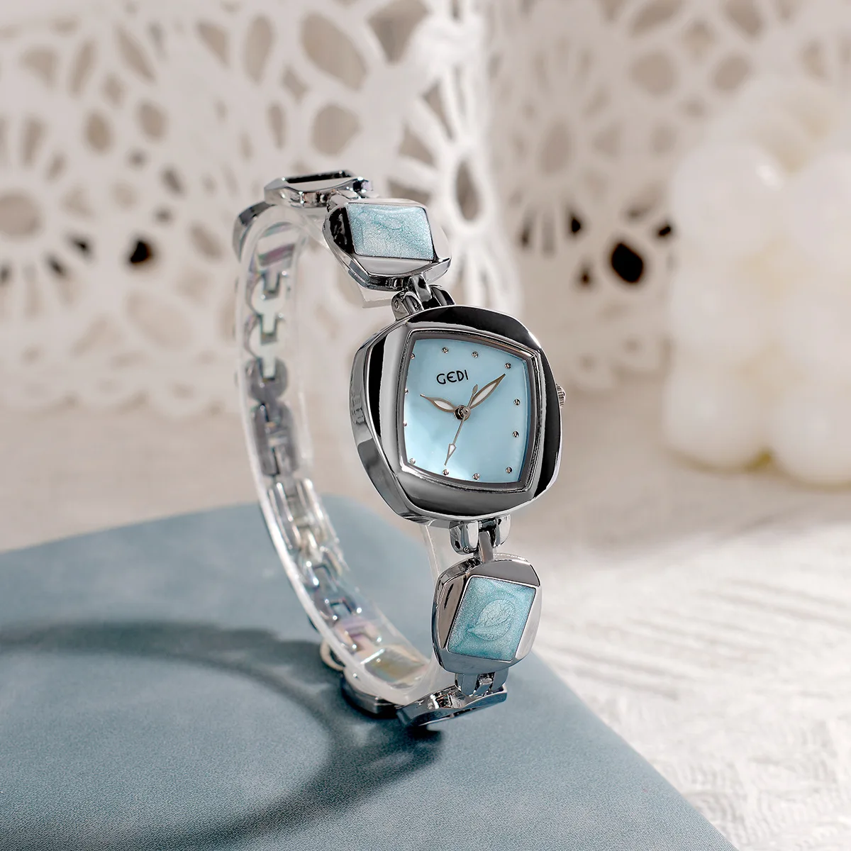 Orologio da polso con cinturino in argento semplice con strass alla moda elegante per orologio al quarzo da donna di lusso da donna Montre Femme