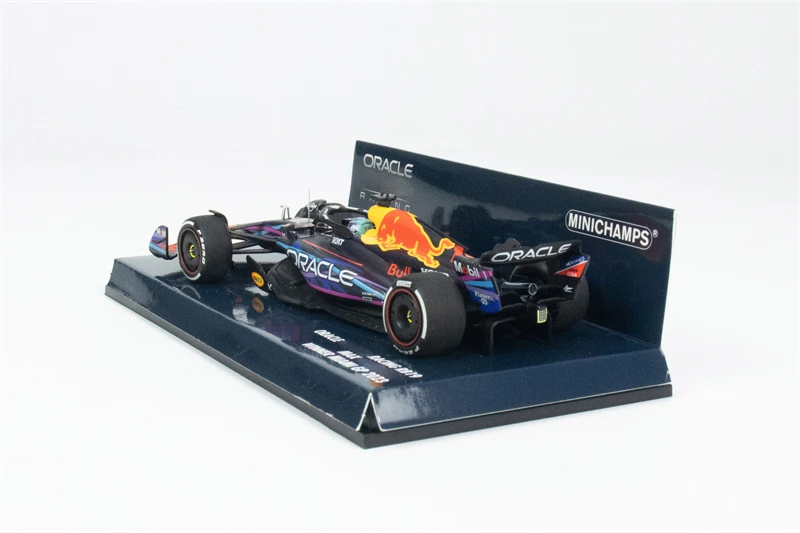 MINICHAMPS 1:43 ORACLE RACING RB19 - #1 MAX / #11 SERGIO PEREZ 2023 Miami champion Resin Model Car