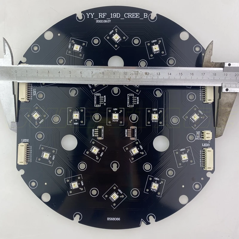19x15 واط LED التكبير تتحرك رئيس الضوء YY_RF_119D_CREE_B لوحة لوحة LED