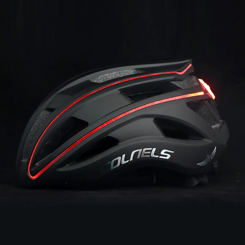

Original Bicycle Integrated Helmet, Mountain Riding Helmet with Tail Light