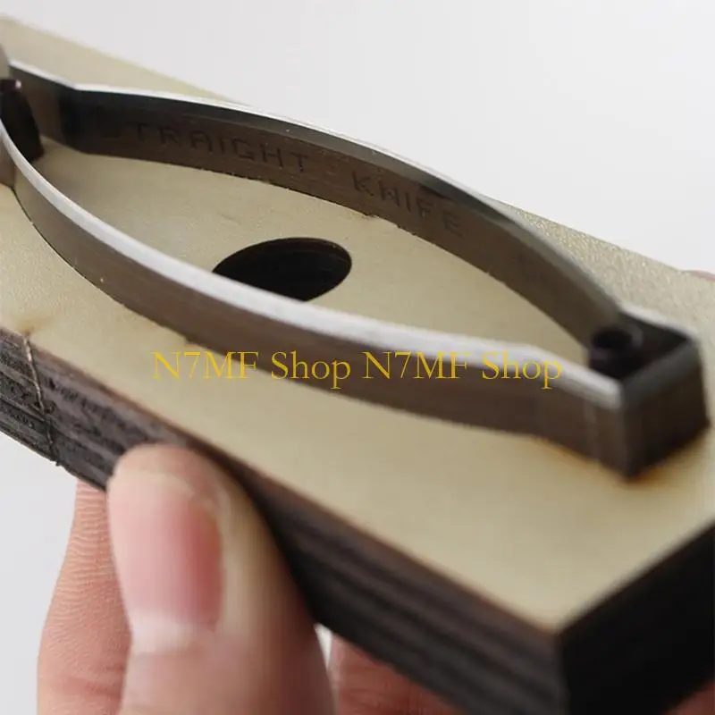 

N7MF Bowtie Scrapbook Embossing Templates Cutting Mold Earring Jewelry DIY Leather