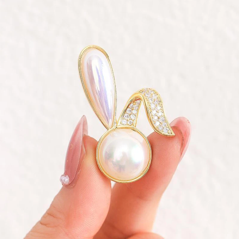 Fashionable And Cute Little Rabbit Brooches For Women Pearl Anti Slip Buckle Pins Neckline Jewelry Gifts Clothing accessories