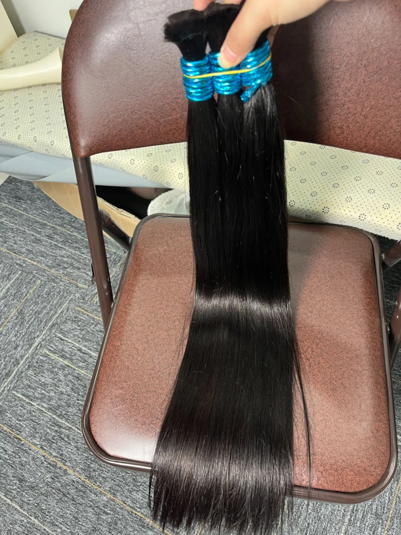 Nessuna trama Estensioni dei capelli umani reali al 100% per le donne Capelli vergini Remy Bulk Intrecciatura di capelli indiani vergini neri naturali non trattati