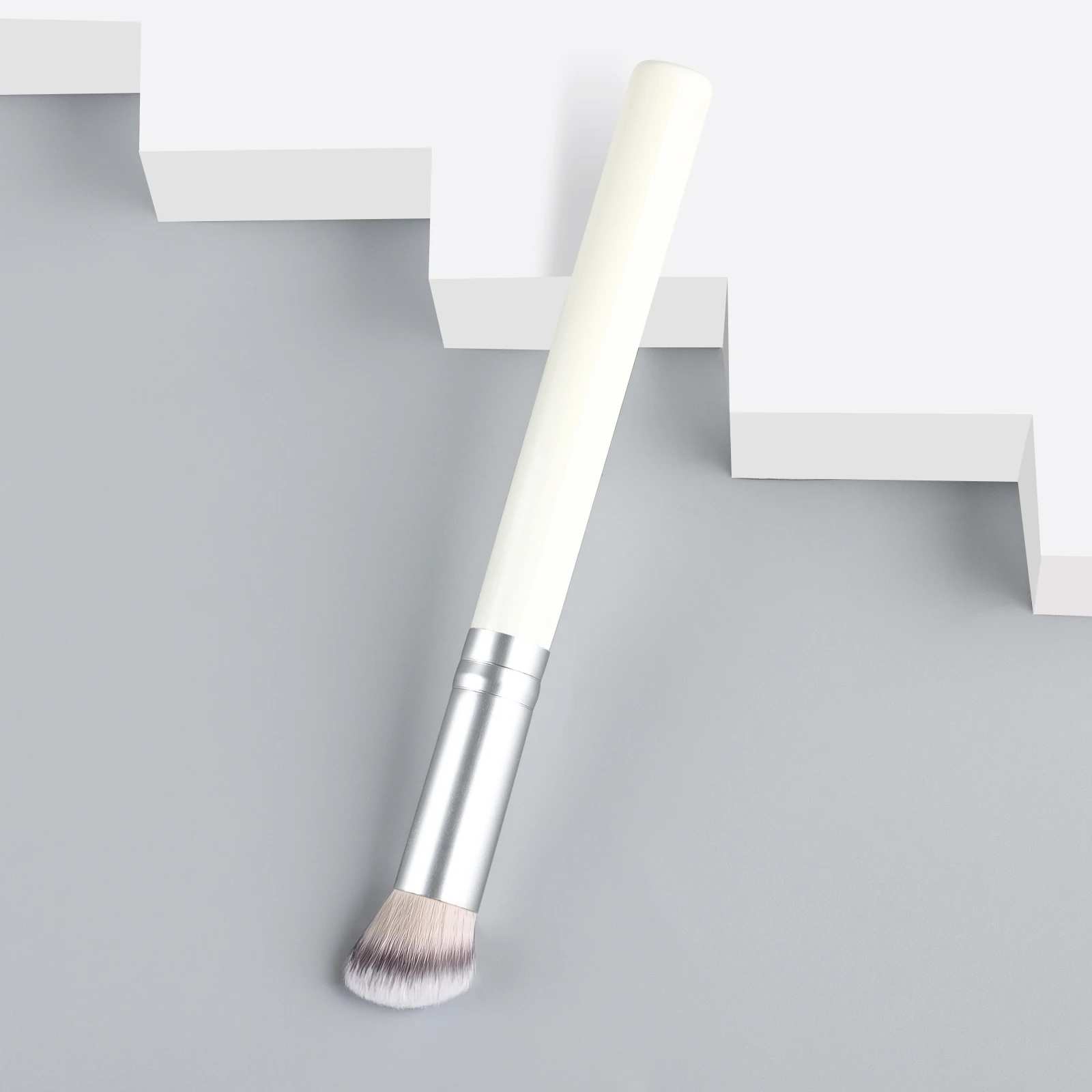 ใหม่อายแชโดว์เดี่ยวจมูกโปรไฟล์คอนซีลเลอร์ไม้ Minimalist แบบพกพา Multi-Function แปรงแต่งหน้าเครื่องสําอางค์แต่งหน้าเครื่องมือ