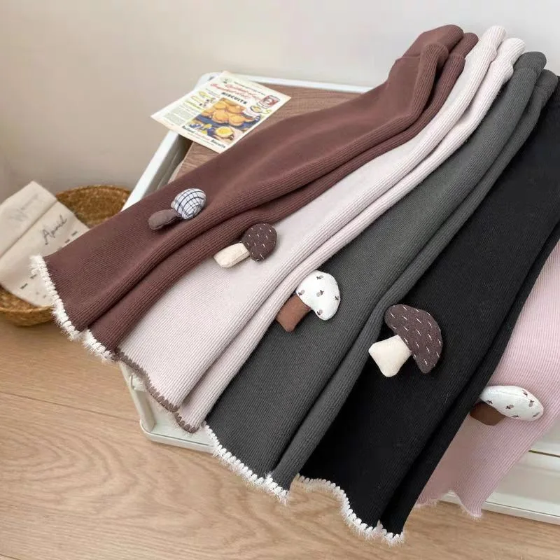 Korean Style Girls'  Mushroom Lace Leggings Plush Thick Winter Pants for Babies Trendy Children's Fashion with Elegant
