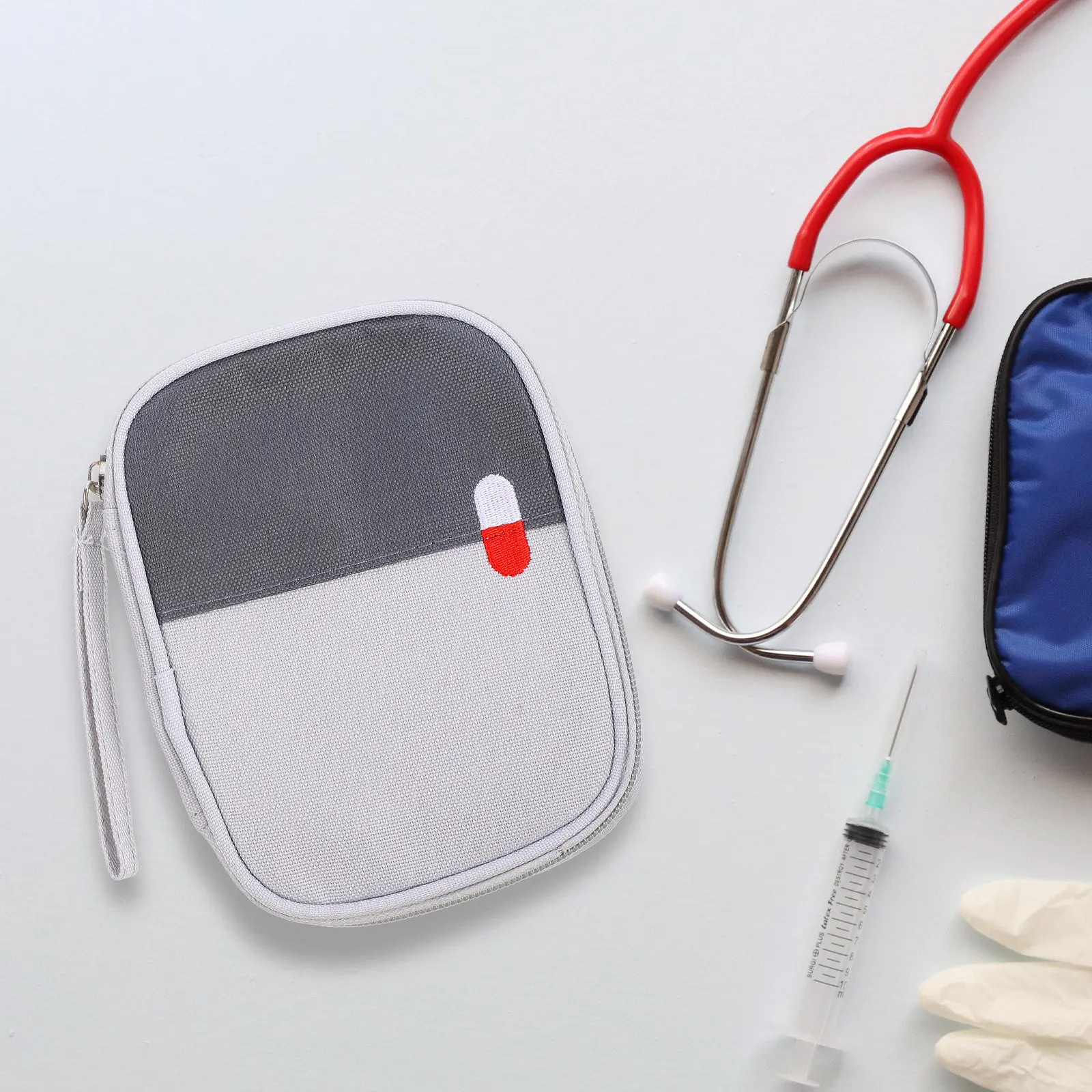 Portable Medicine Bag Oxford Cloth Zipper Small Travel First Aid Organizer Emergency Medicine Storage Pouch Small Bag