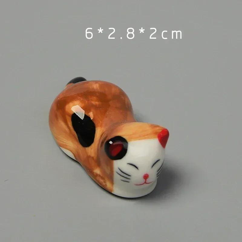 One Set Of Cute Kitty Miniatures Ceramic Cat Figurines Handmade Ornaments Desk Pen Holder Little Toy Accessories