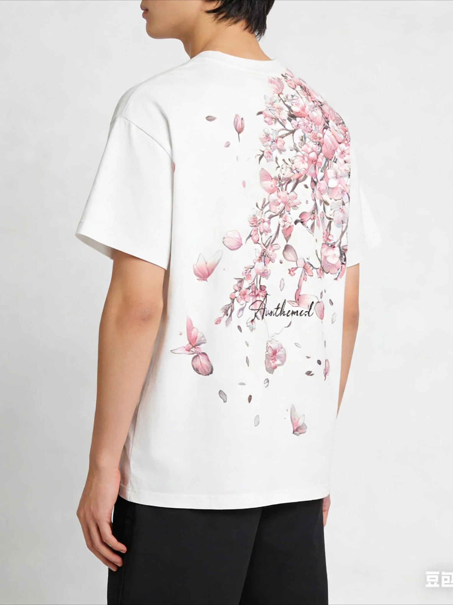 Japanese Cherry Blossom Print T-Shirt - Pink Sakura Floral Graphic Tee, Premium Cotton Oversized Streetwear Top for Men Women