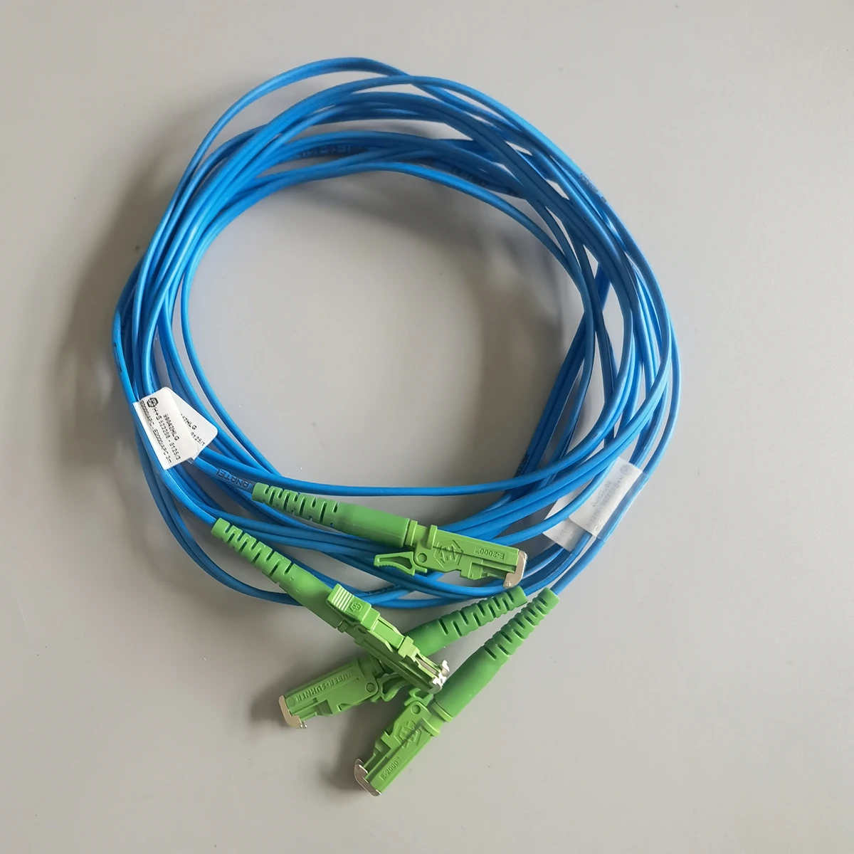 Cable de fibra óptica E2000/APC, modo único, doble núcleo, Cable de extensión interior FTTH, Cable de conexión de conversión dúplex, Cable de fibra óptica de 3M