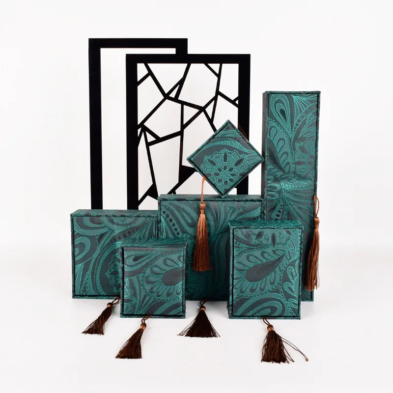 [10pcs]Wholesale Tassel Brocade Jewelry Box Chinese Style Jewelry Wenzhu Buddha Beads Wenzhu Jade Boxes