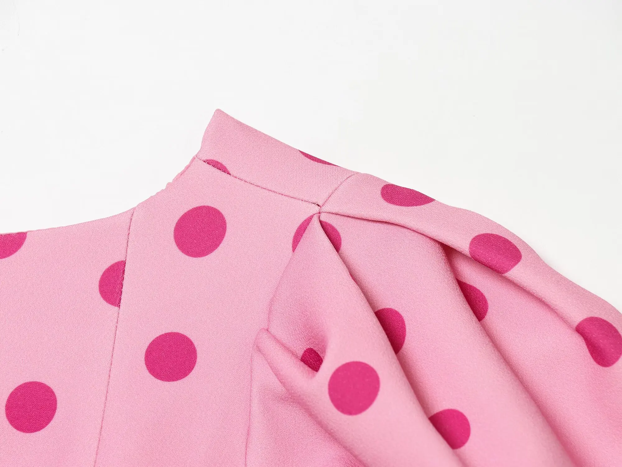 BSAY 2026 Sommer Damen Polka Dot Peplum-Top mit Puffärmeln und Rundhalsausschnitt – Elegante, schmal geschnittene Freizeitbluse für den Alltag – Detail 12