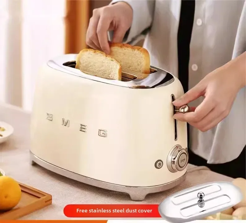 Der SMEG-Toaster TSF01-Treiber liefert Staubschutzhülle aus Edelstahl 304 auf den Toaster