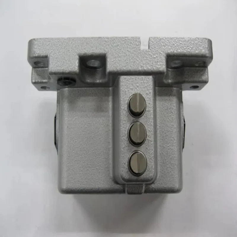 Enclosed Multi-Plunger Limit Switch BNS819-B02-R08-40-10