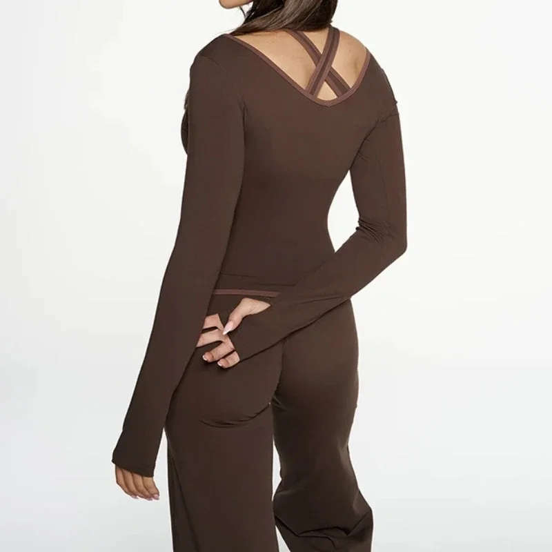 여성용 신상 가을 2025 크로스 스트랩 & 브이넥 긴팔 탱크탑 & 캐주얼 스트레이트 팬츠 3피스 스포티 수트