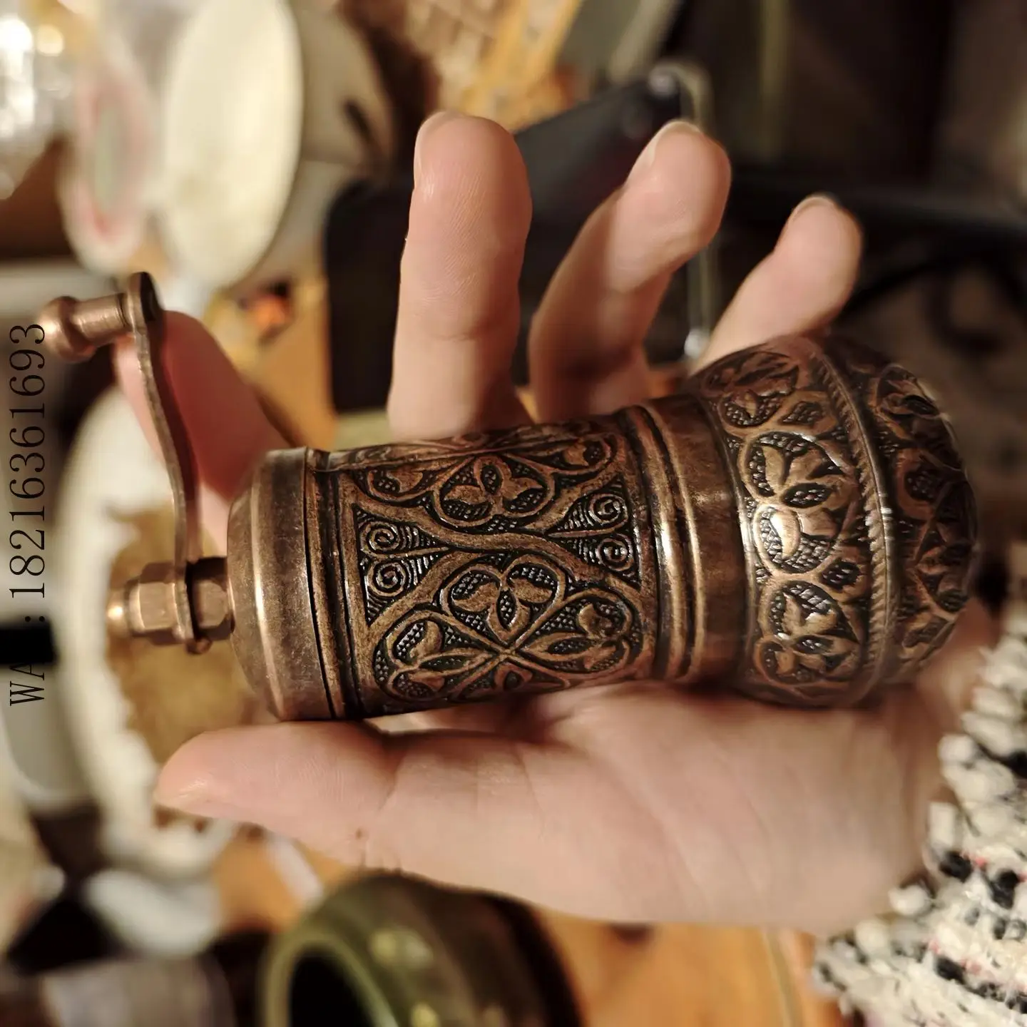

Кофемолка ручная винтажная Store 2055, премиум-класса