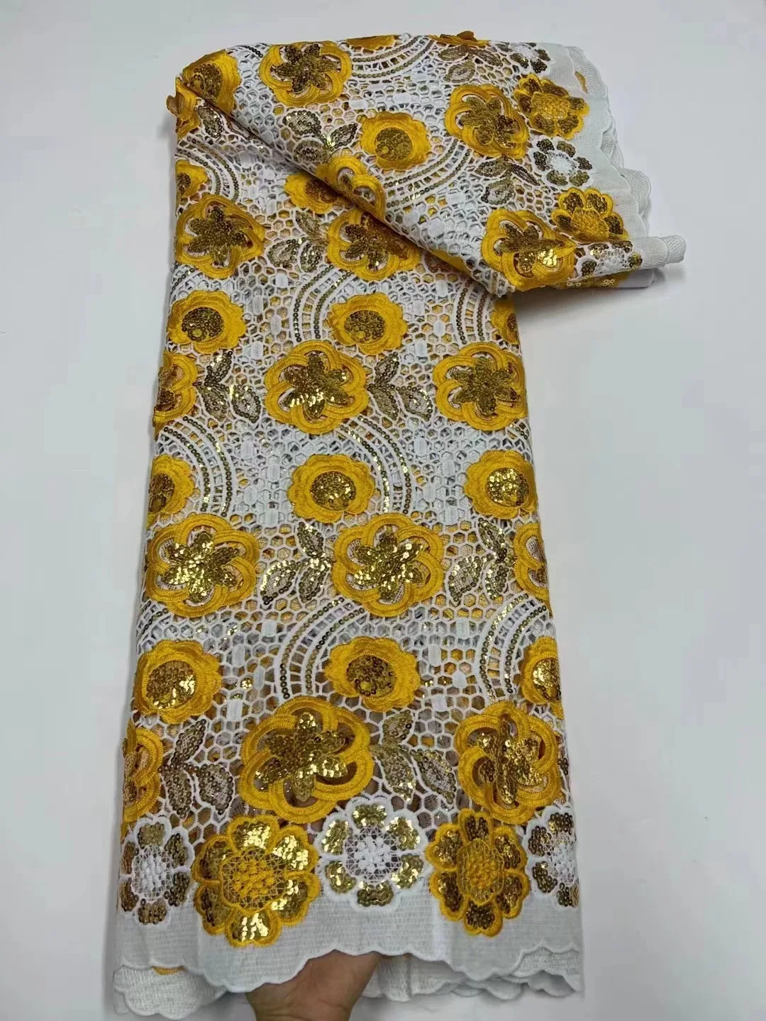 

Luxury French Nigerian Guipure Cord Lace Fabric With Sequins Lace Embroidery African Water Soluble Lace Fabric For Wedding Party