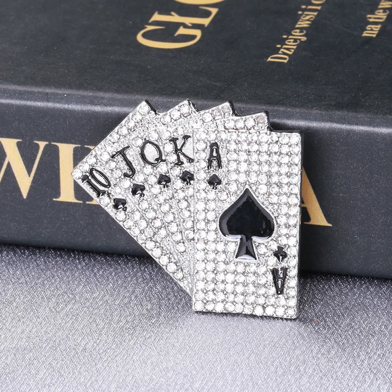 Creative New Fashion Hip Hop Playing Cards Flush Brooches Men Women Suit Lapel Pins Vintage Rhinestone Brooch Pin Jewelry