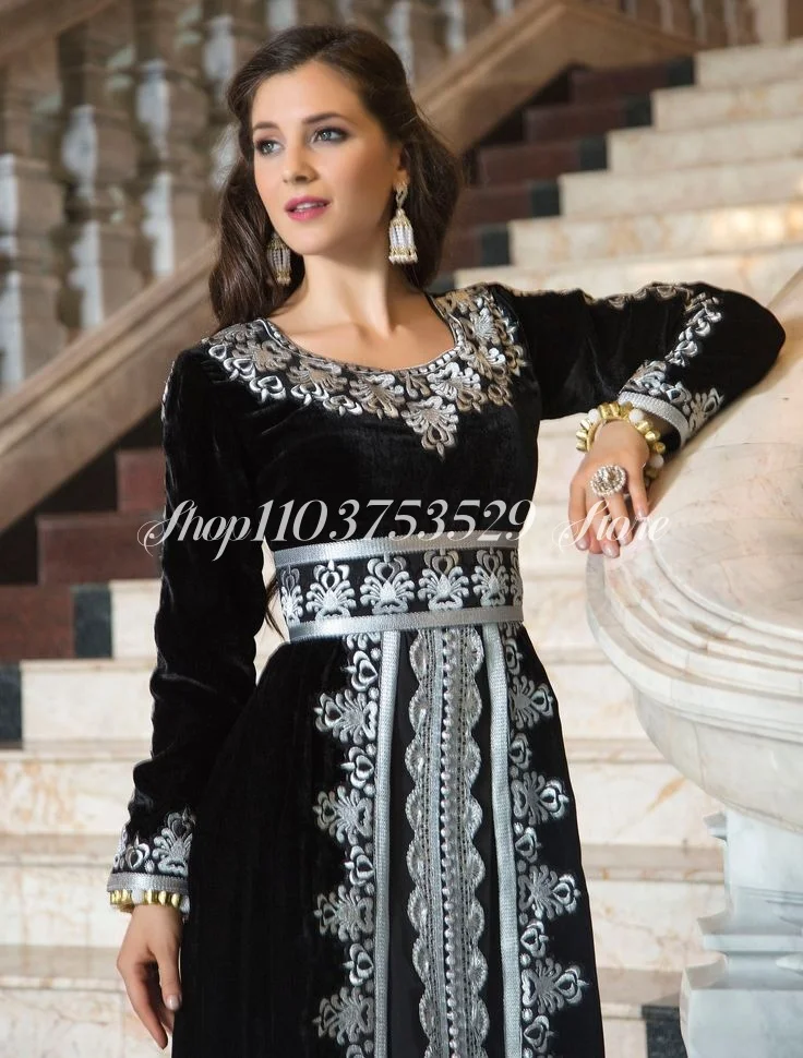 Black Velvet Moroccan Kaftan Prom Dress Arabic Maxi Fancy Embroidery Long Full Sleeve Farasha Takchita Arabic Evening Dress