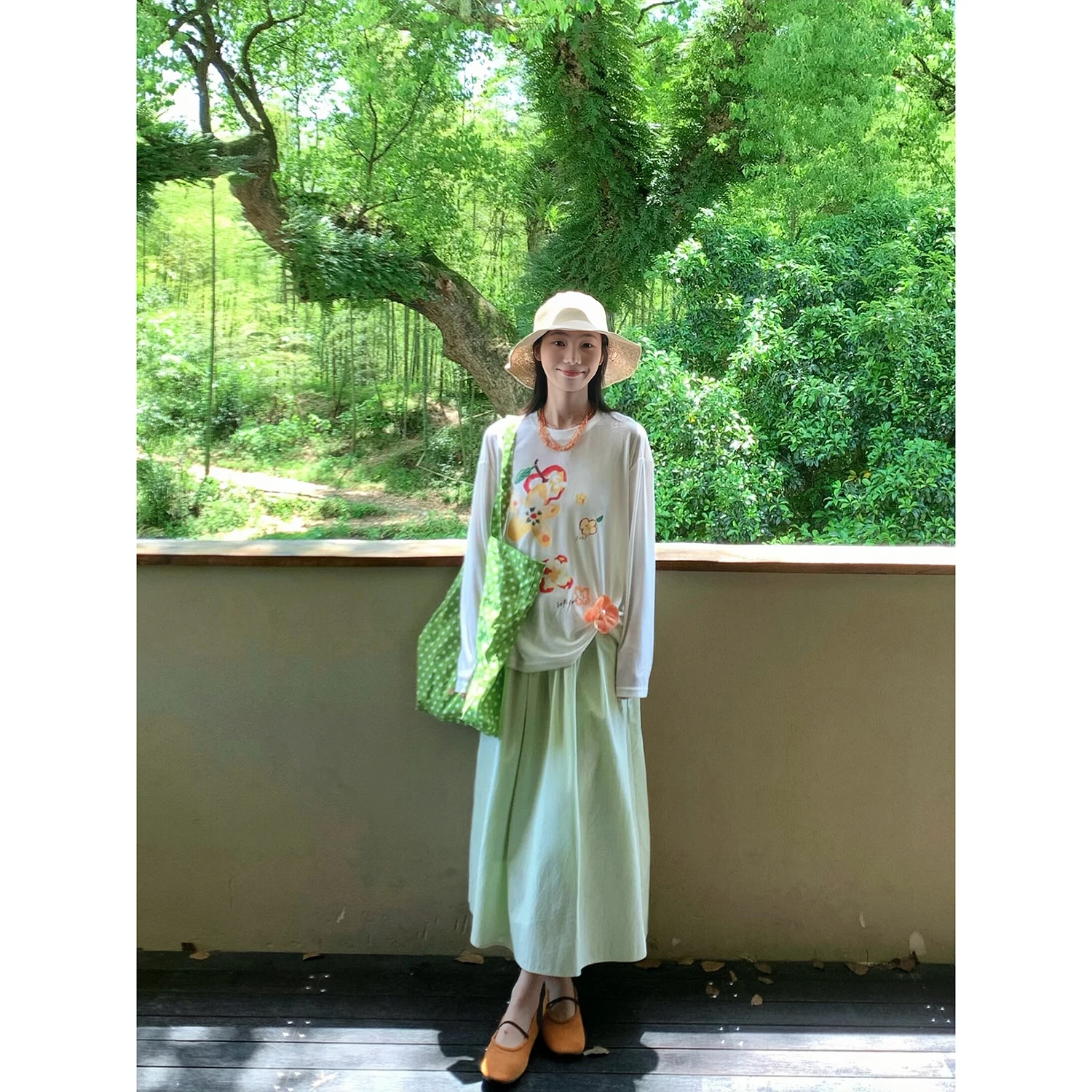 Sakura Model Graffiti Long Sleeve T-Shirt Women Loose Casual Breathable round Neck Top Versatile Cover up Summer Fashion