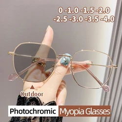 Fashion Metal Frame Outdoor Smart Sunglasses Photochromic Myopia Glasses Women Men Minus Sight Eyeglasses with Degree -1.0 -1.5