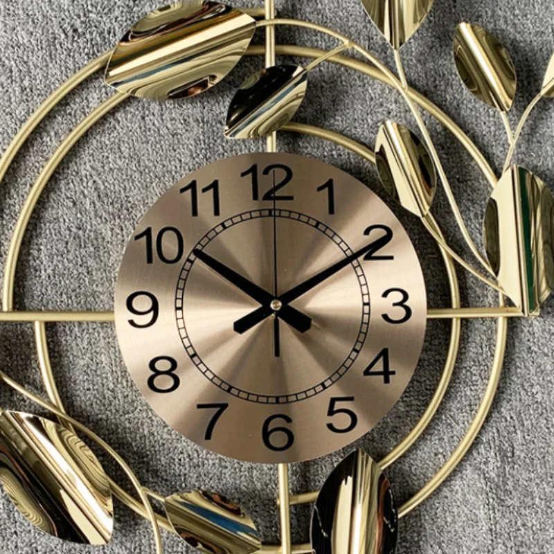 Metal Gold Leaf Wall Clock Nordic Light Luxury Decoration Wall Watch Sweep Seconds Silently Number Large Clock Home Accessories