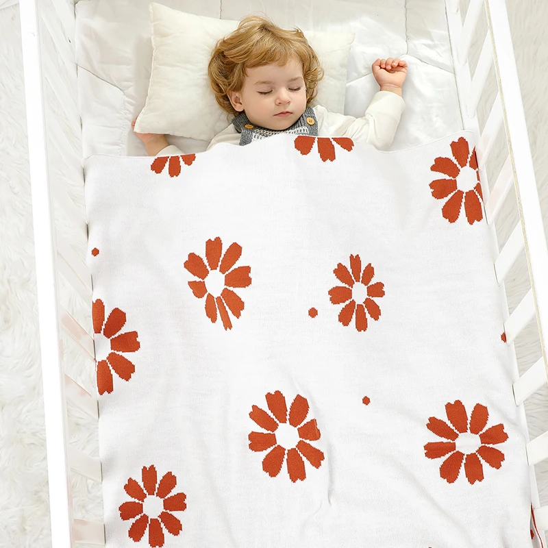 

Детские одеяла, вязаная детская коляска, пеленание, модная милая клетчатая одеяло с цветочным принтом для новорожденных мальчиков и девочек, мягкое одеяло 90*70 см