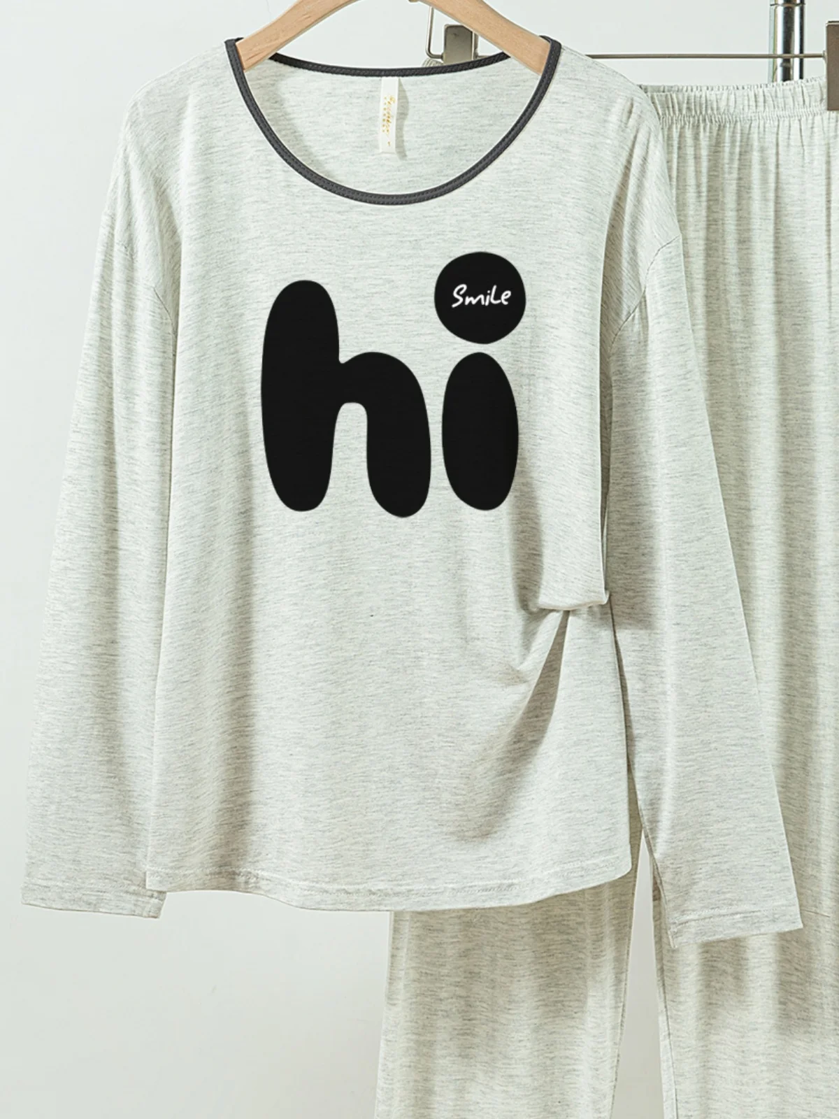 

5181-135Hi Casual and Comfortable Modal Cotton Pajamas for Women, New Spring and Autumn Long-Sleeved Long Pants Solid Color