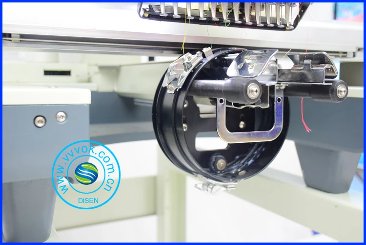 آلة تطريز غطاء رأس واحد مستعملة تجاريًا في الصين لحقائب الأحذية المسطحة