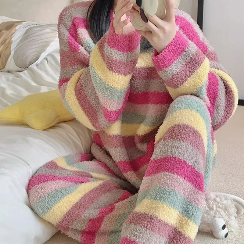 

Женские полосатые коралловые бархатные пижамные комплекты, осень-зима 2022, женские утепленные теплые пижамы, костюмы, женская мягкая удобная домашняя одежда