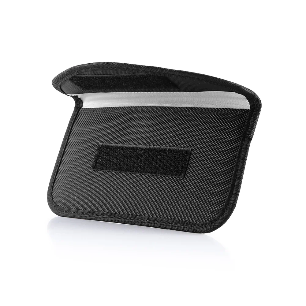 1pcs Outdoor Faraday Bag Signal Blocking Shield Case Protector Pouch Signal Blocker Case RF Signal Safe Lock Bag For Car Keys