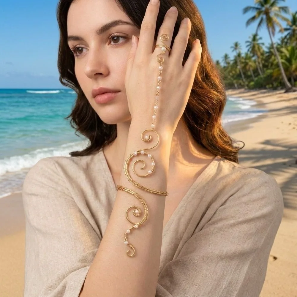Artificial Integrated Finger Chain Bracelet Six-Leaf Flower Hollow Out Bohemian Finger-Connected Bracelet Boho Armlet