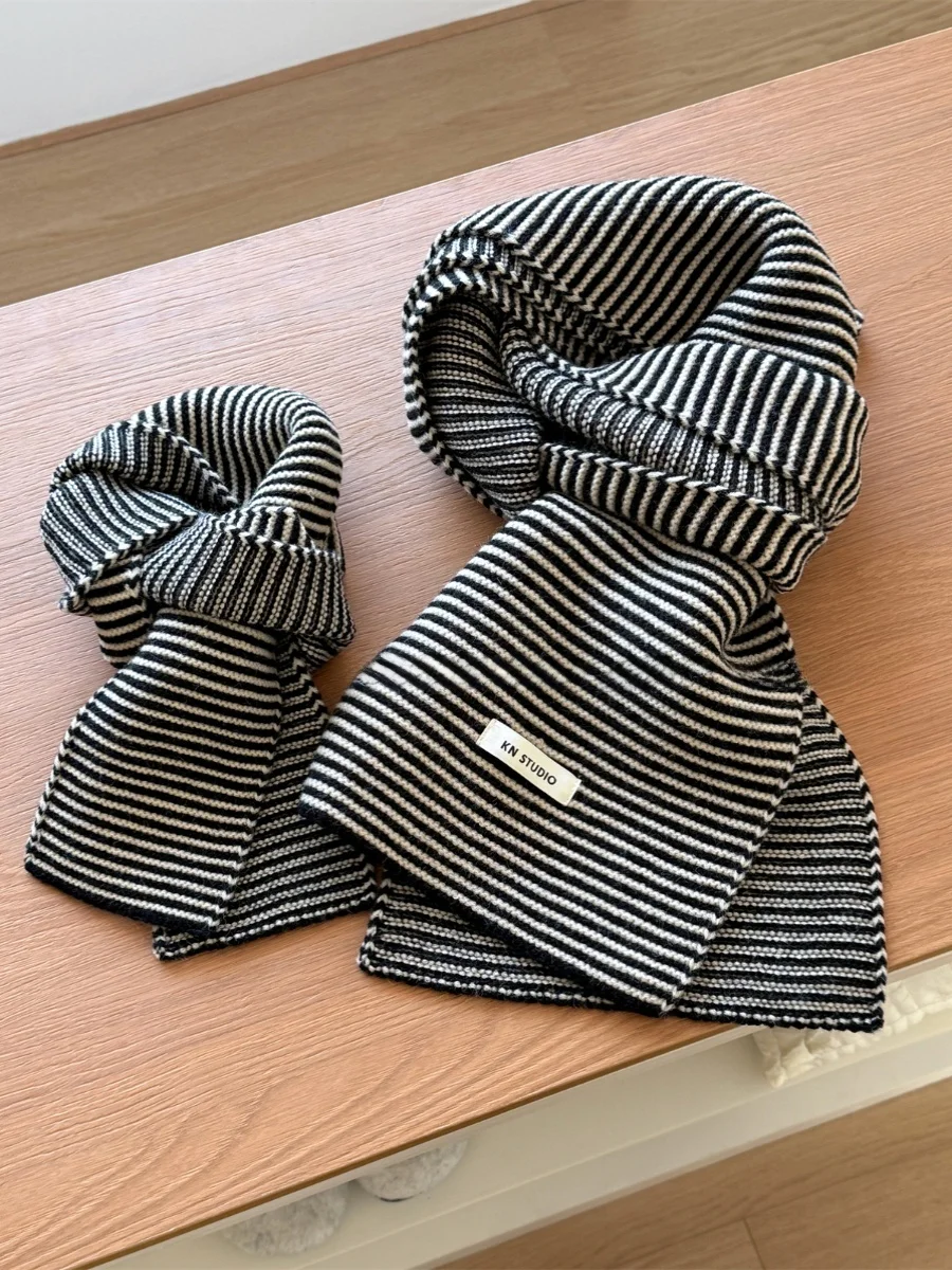 وشاح محبوك مخطط باللون الأبيض الكلاسيكي ex Warm Faionable الكورية Sle Accory للأزواج والآباء والأطفال