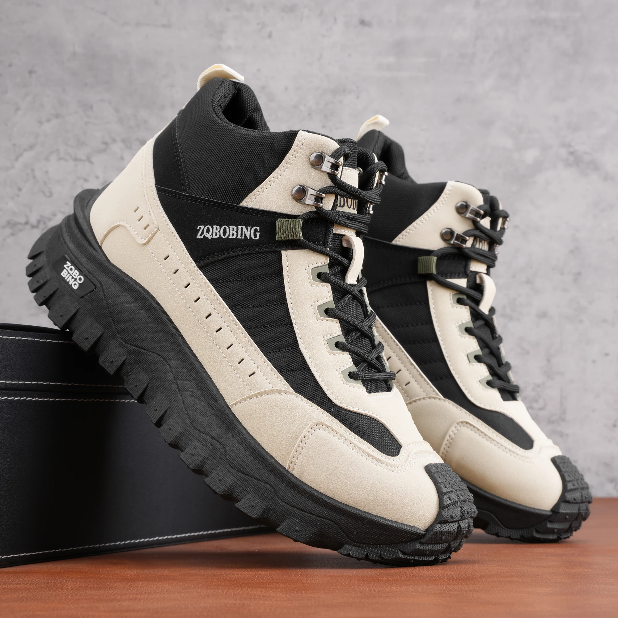 Neue Herbst- und Winter-High-Top-Outdoor-Wanderschuhe für Herren, Größen 39-48, dickbesohlte, rutschfeste, verschleißfeste Arbeitsschuhe, Farbblockierung, vielseitig, trendig, höhenvergrößernde Herren-Sportschuhe – Detail 3
