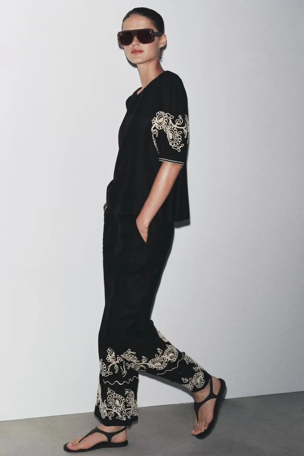 

BB6576 2025 Summer New Women's Versatile Retro Embroidered Mid Waist Wide Leg slimming Casual Pants 2731104