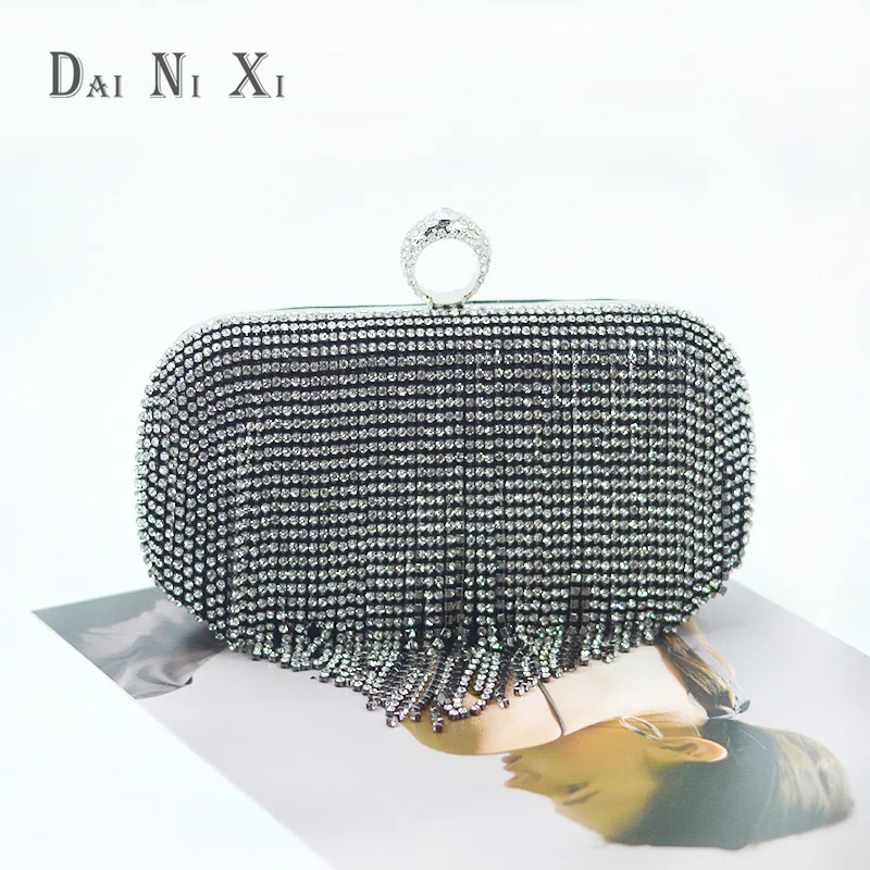 Luxury Women Diamond Tassel Tote Silver Rhinestone Evening Wedding Handbag Banquet Crystal Evening Dinner Clutch Bag