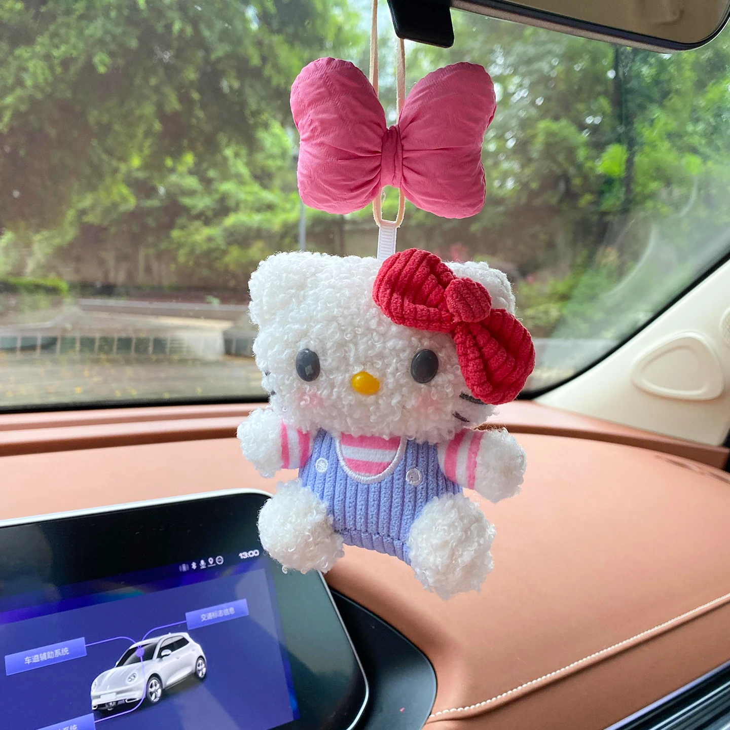 

Hello Kitty Car Accessories Hanging Decor Ornament Exquisite Car Rearview Mirror Decorations Pendant Interior