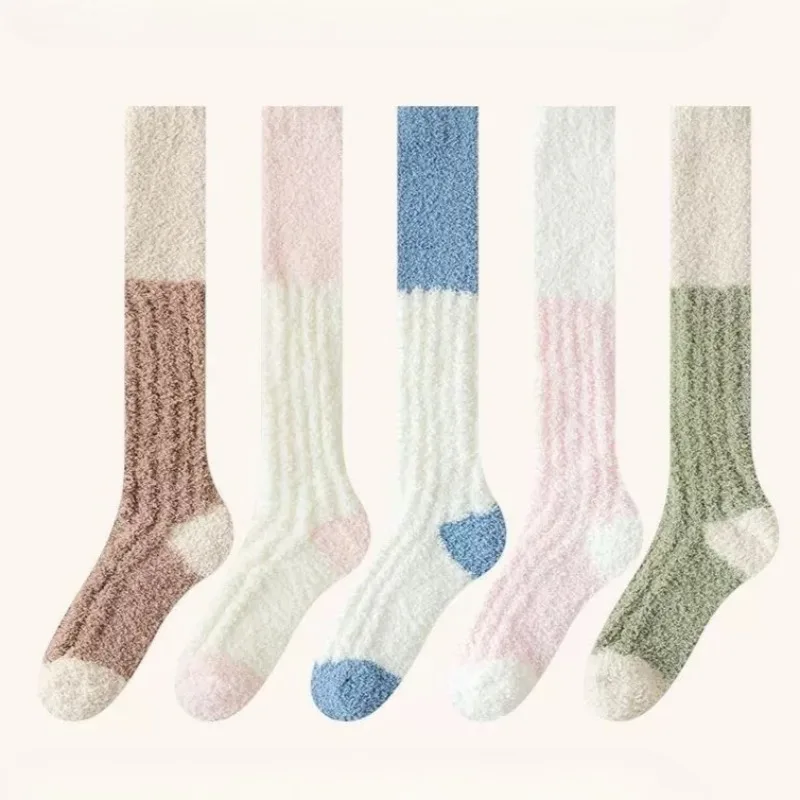 1 Pair Women's Thickened Coral Fleece Color Block Crew Socks,Dopamine Aesthetic Contrast Color Warm Sleep Socks,Cozy Soft Socks