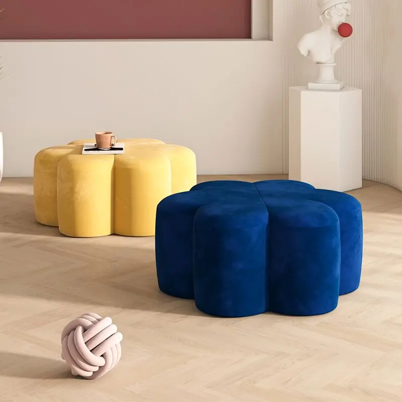 Elegante sofá Nordic Low Stool em forma de pétala, perfeito como otomano ou pufe, mobília da sala, 63cm, 83cm