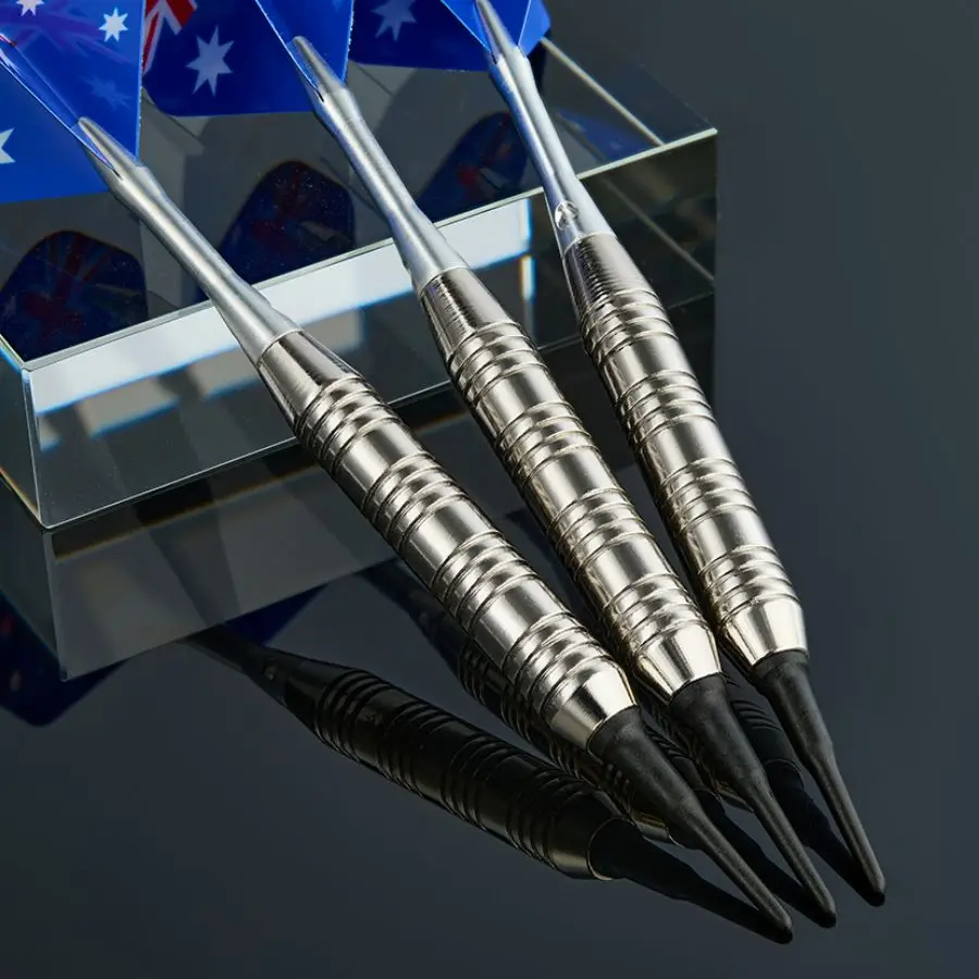 

Новинка, набор искусственных стрел с 3 стрелками и контейнером для хранения, легко носить с собой! Специально для использования на открытом воздухе