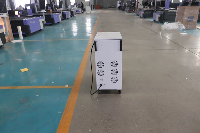 300W MAXCOOL Pulsed Laser Cleaner Air Cooled Rust Paint Oil Remover for Metal Wooden Structures Maintenance and Repair