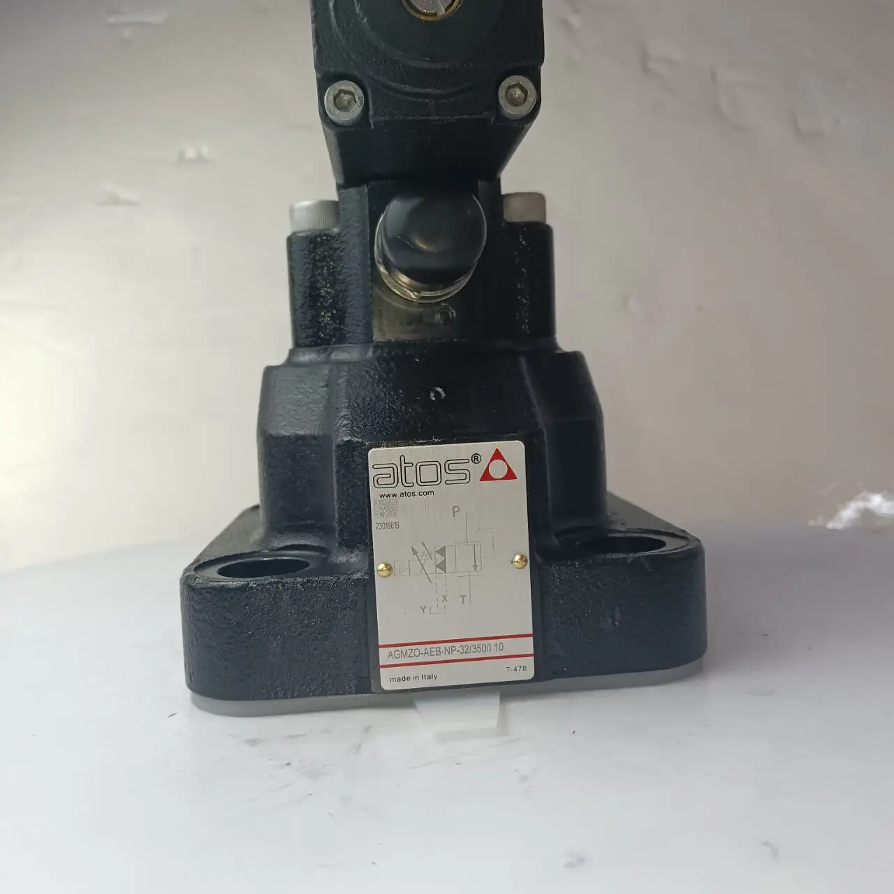 ATOS Proportional relief valve AGMZO-AEB-NP-32/350/1 10