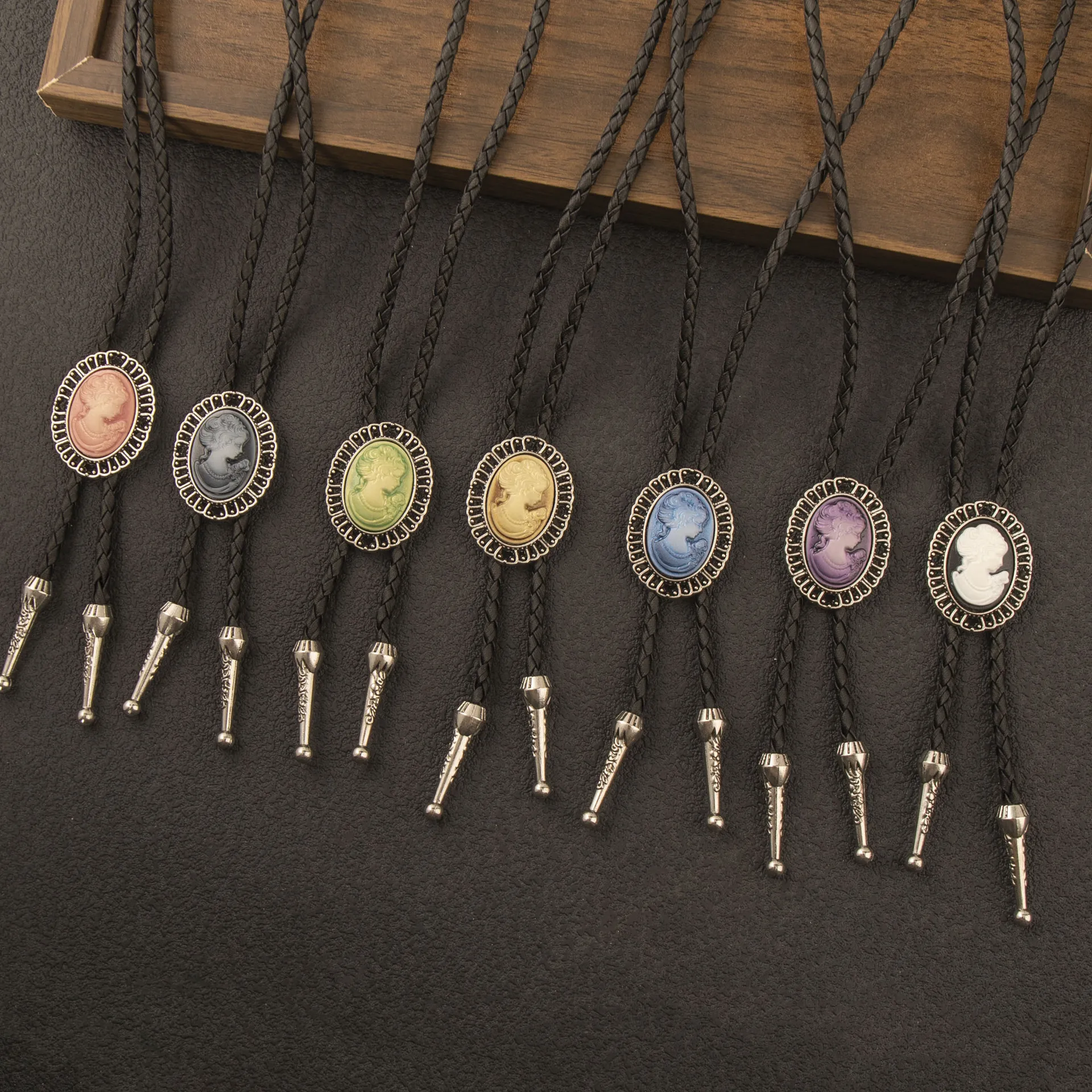 Vintage Cameo Bolo Tie for Men Women Western Cowboy Bola Tie Braided Leather Necklace Pendant Jewelry Accessory
