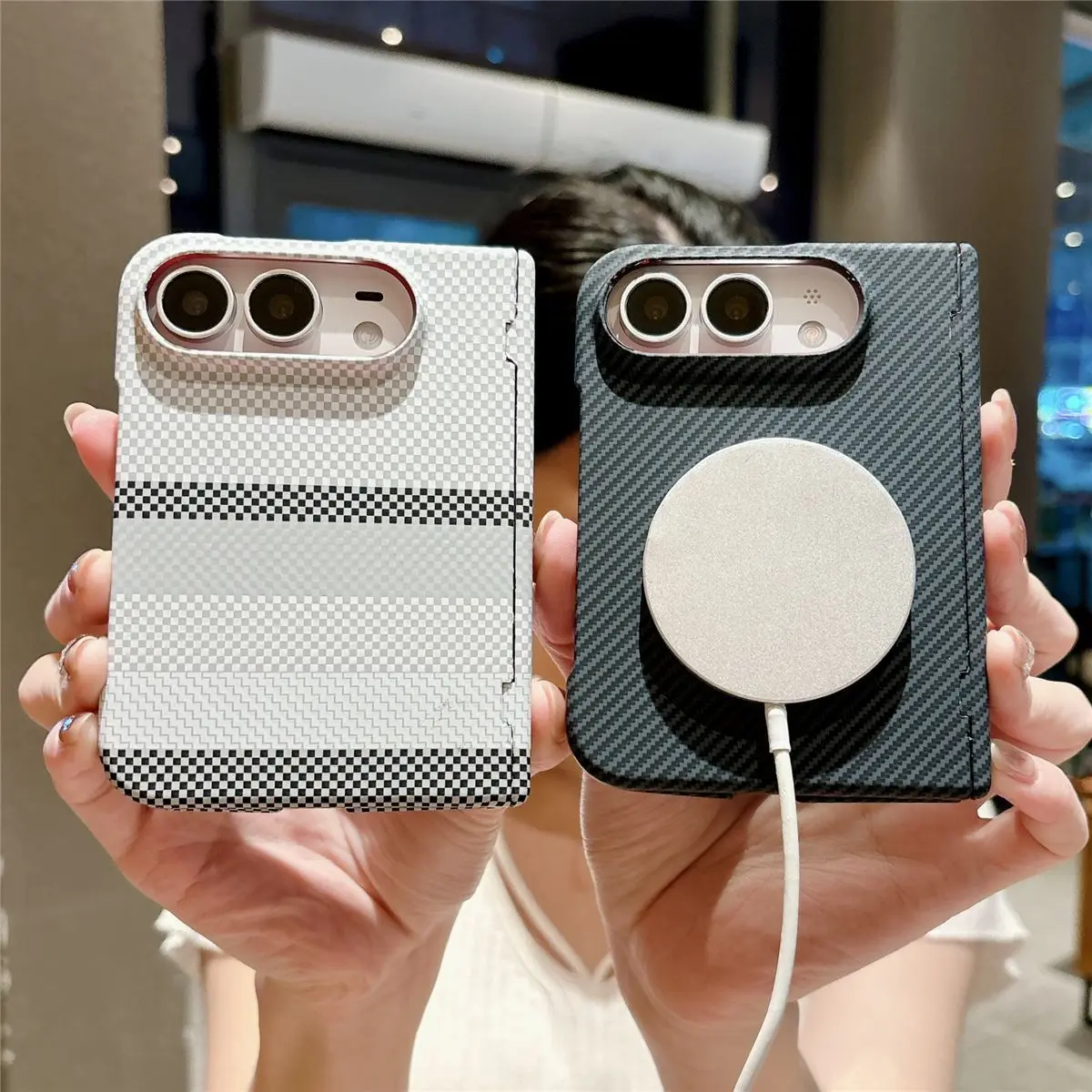 Premium‑Grade Feel Carbon‑Fiber Texture Magnetic Case For iPhone Duo For Magsafe Charge Hinge Full Protection Shockproof Cover - view 2