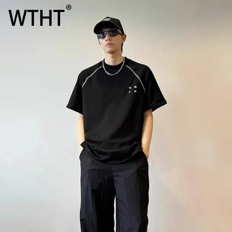 

WTHT Fashion Men's Striped Letter Print Contrast Color T-shirts Trendy 2025 Summer Casual Short Sleeves Loose Tops Male 2A1304