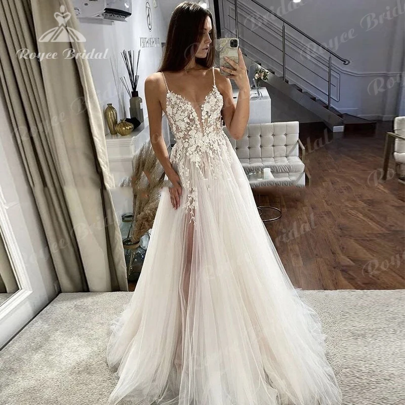 Sexy High Slit Boho Wedding Dress Customized Illusion Embroidery Lace Spaghetti Strap Light Weight Soft Tulle Beach Bridal Gowns