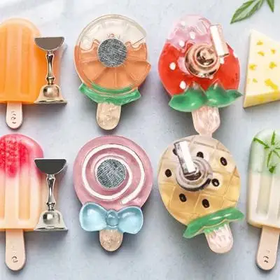 4Pcs Nail Art Practice Stand Resin Nail Holder Stable Base for Painting Press on Nails Accessories Nails Supply